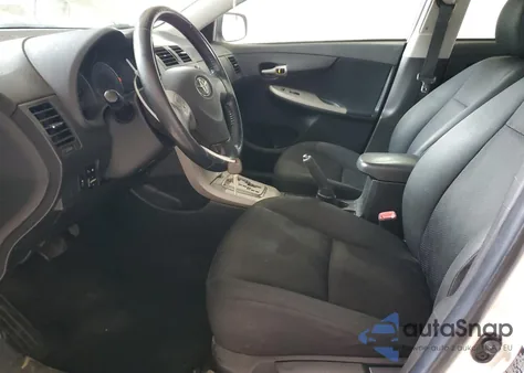 2010 Toyota Corolla Base z USA, uszkodzony, nr VIN 2T1BU4EE9AC465344